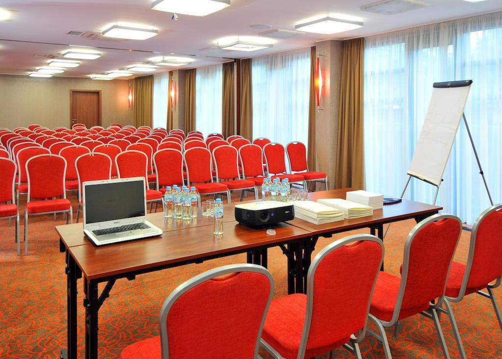 Centrum Wypoczynkowo-Konferencyjne Solaris วาเซ ภายนอก รูปภาพ